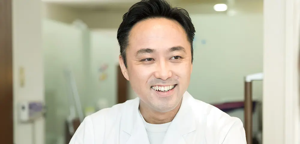 青山一丁目の青山外苑東通り歯科クリニック　ドクター紹介